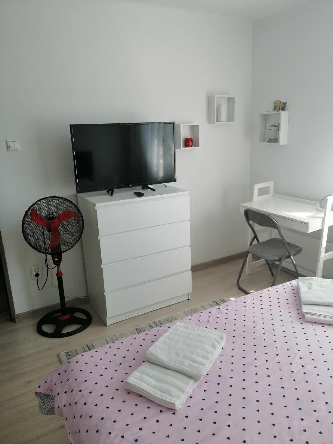 Amigohd² Apartman Vajdahunyad Kültér fotó