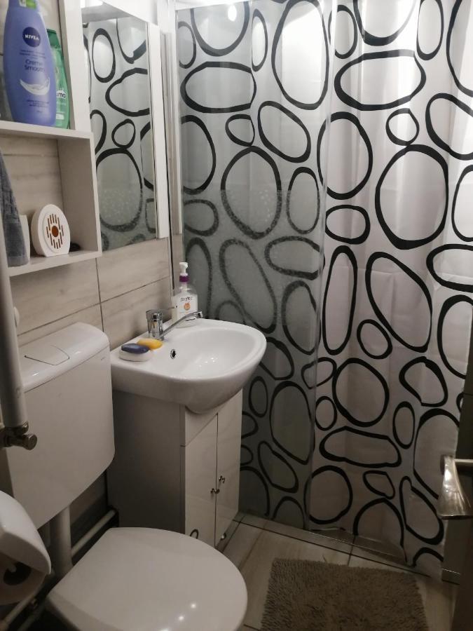Amigohd² Apartman Vajdahunyad Kültér fotó